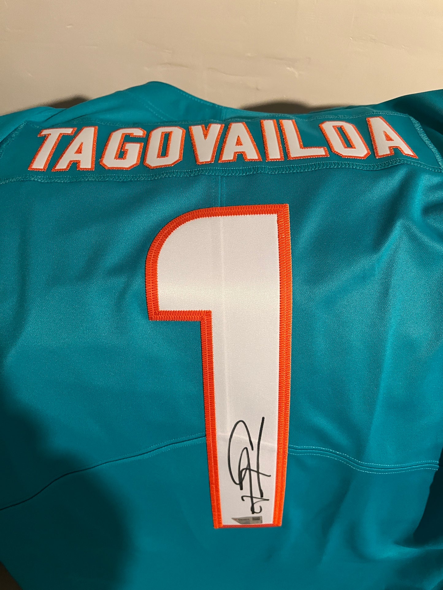 Nike Authentic Tua Tagovailoa Autographed Jersey